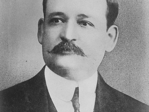 Alfonso Quiñónez Molina