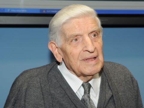 Anton Vratuša