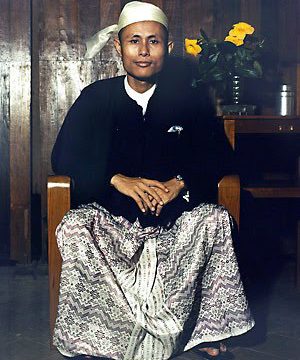 Aung San