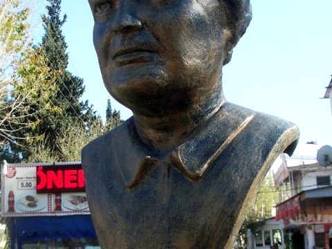 Jale İnan