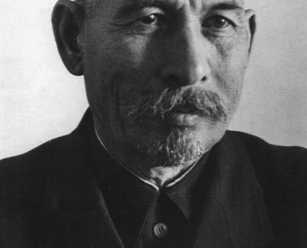 Yuldash Akhunbabaev