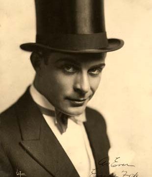 Earle Foxe