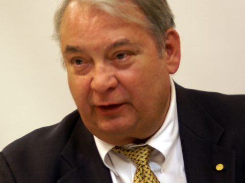 Ferid Murad
