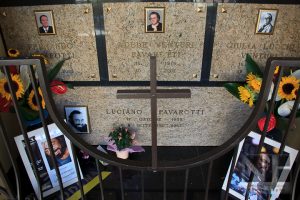 Luciano Pavarotti