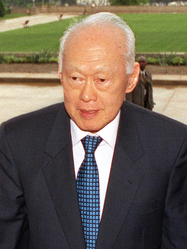 Kuan Yew Lee